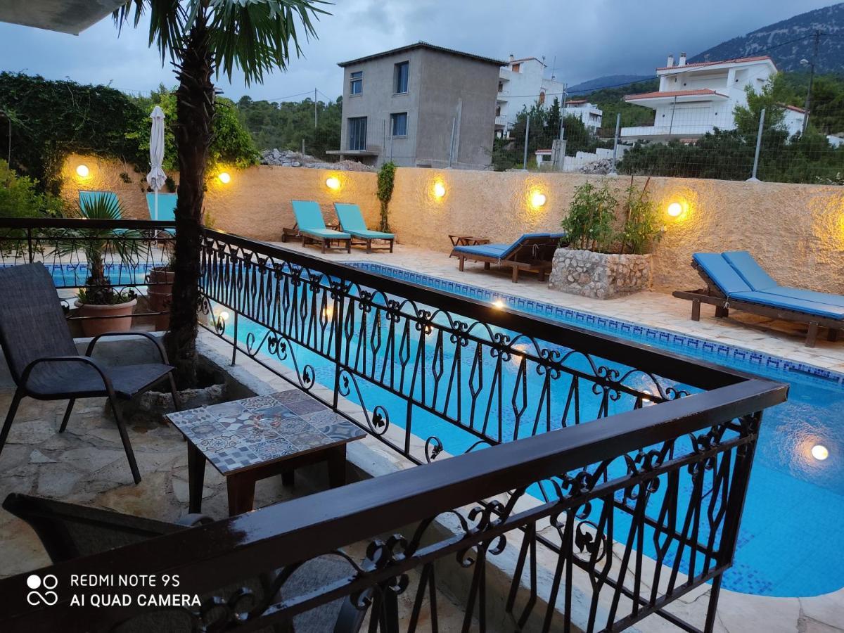 Xenonas Κithαiron Hotel Vília Екстериор снимка