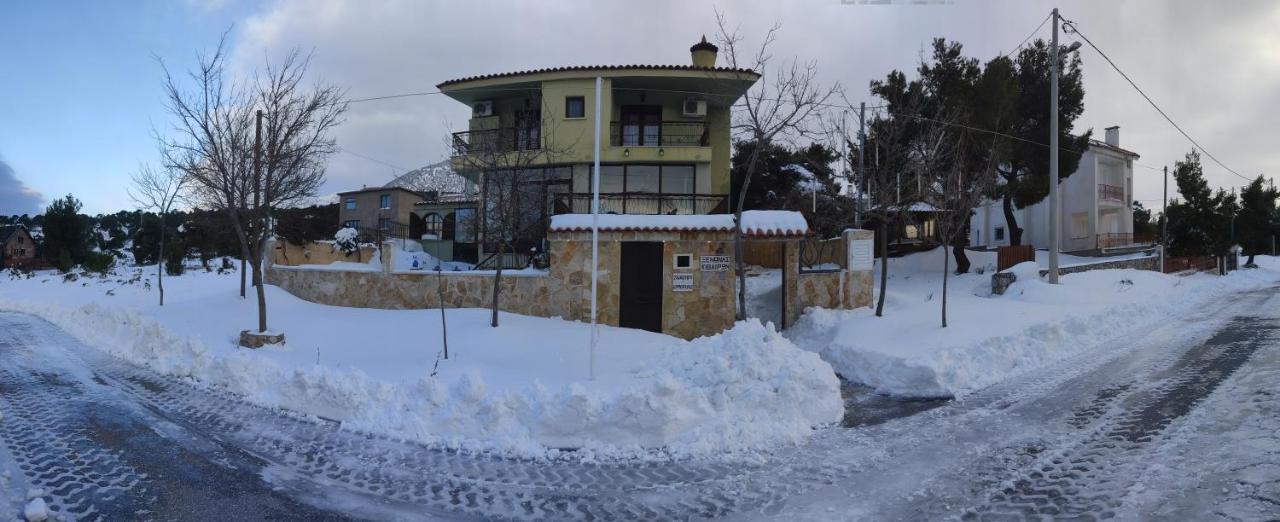 Xenonas Κithαiron Hotel Vília Екстериор снимка