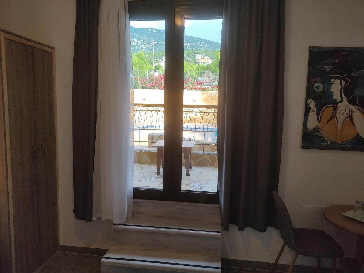 Xenonas Κithαiron Hotel Vília Екстериор снимка
