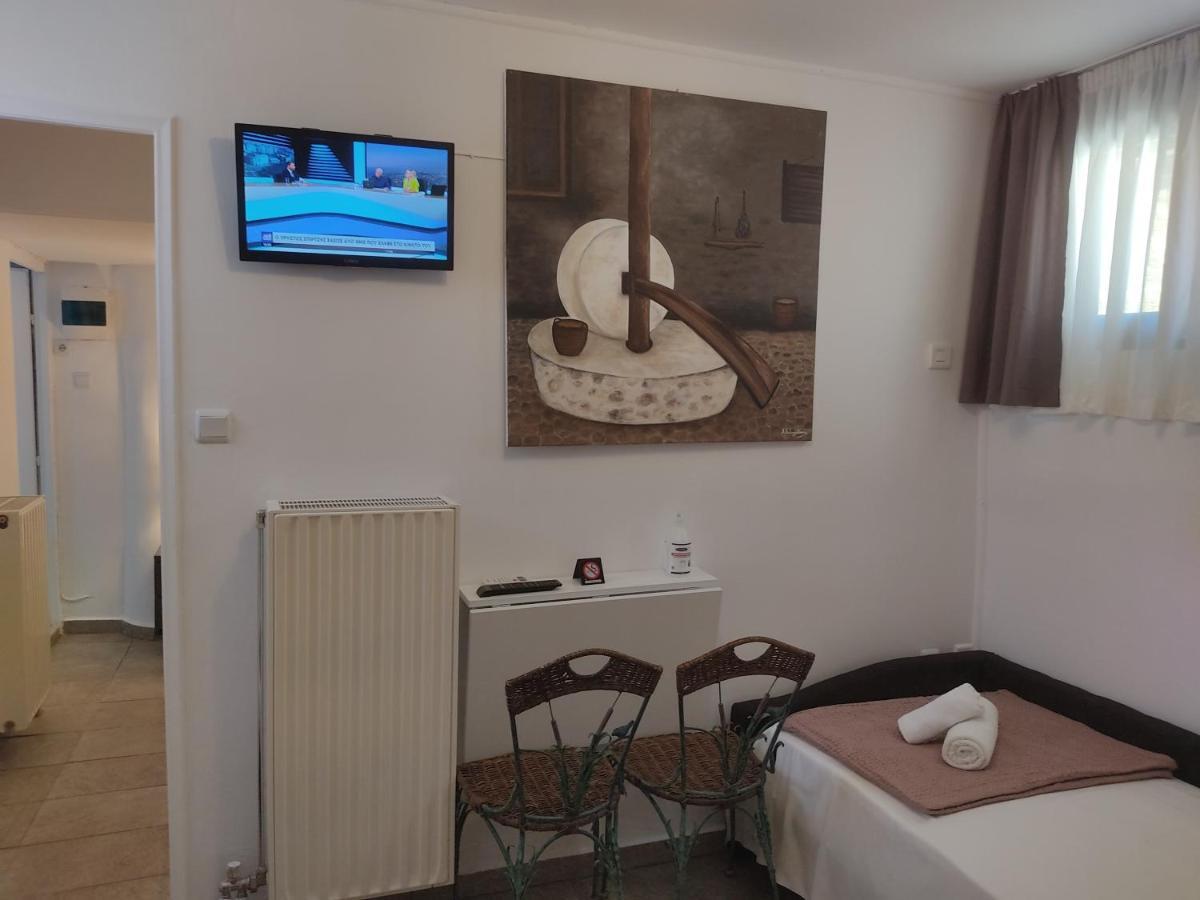 Xenonas Κithαiron Hotel Vília Екстериор снимка