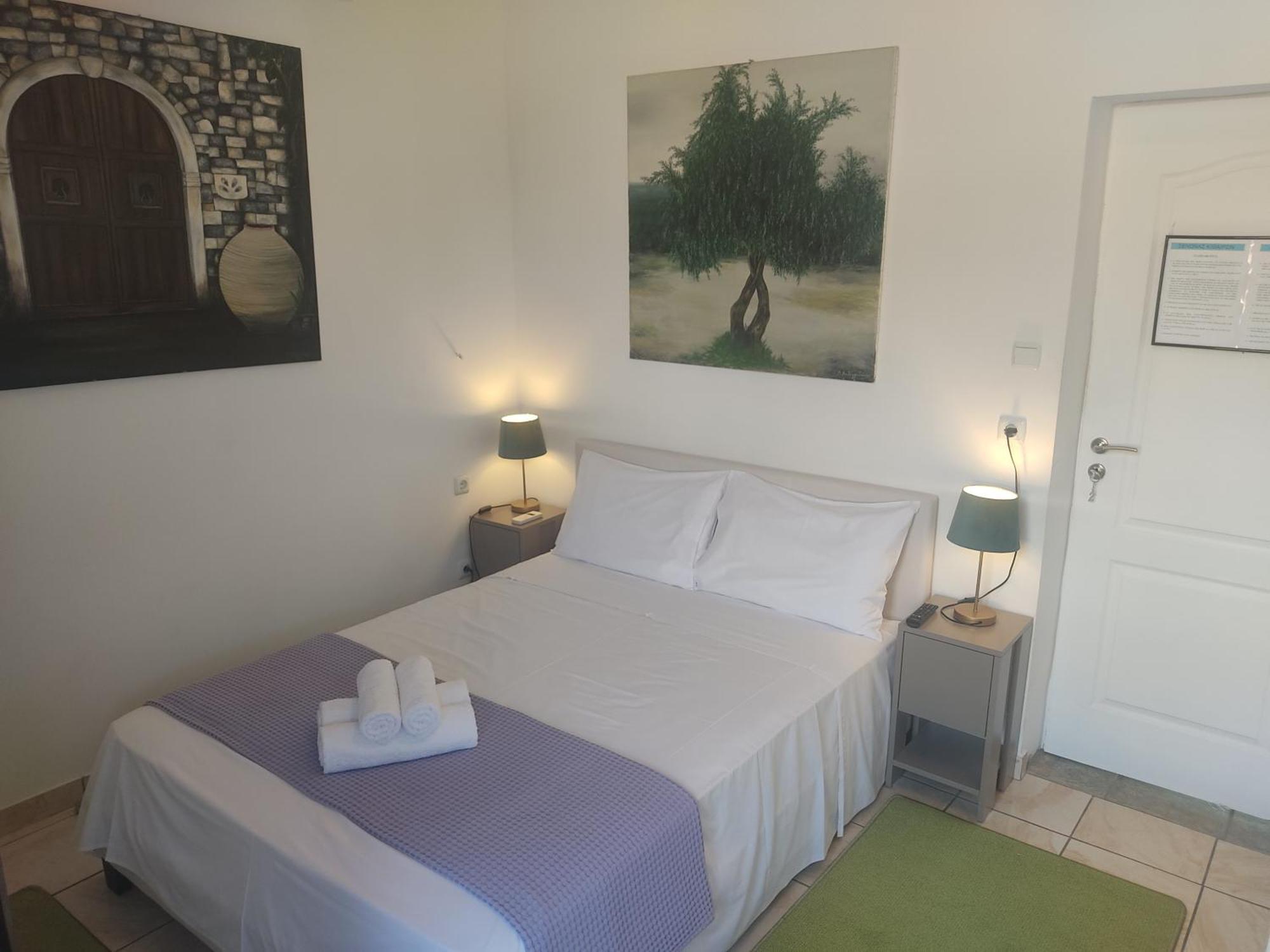 Xenonas Κithαiron Hotel Vília Екстериор снимка